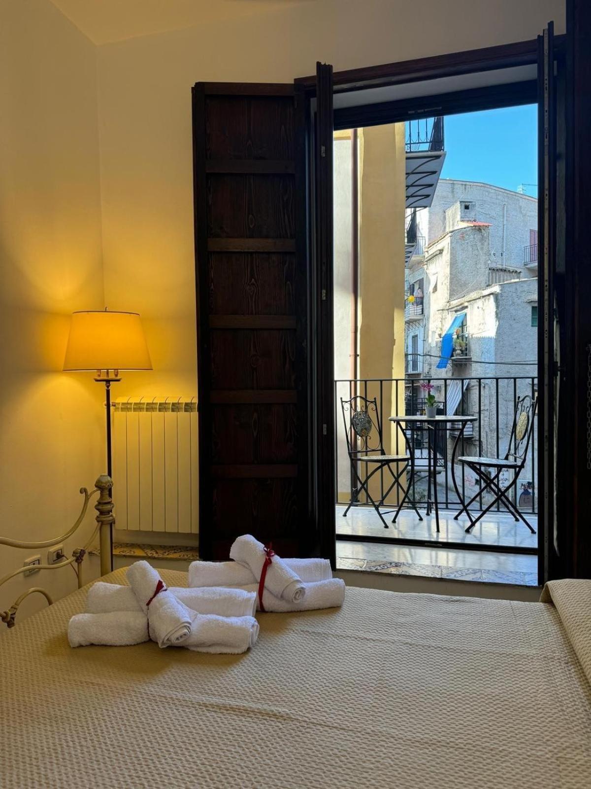La Rosa Bianca Della Vucciria Villa Палермо Екстериор снимка