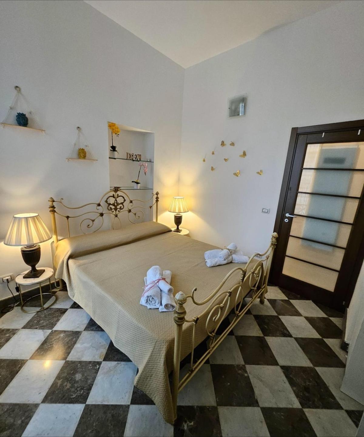 La Rosa Bianca Della Vucciria Villa Палермо Екстериор снимка